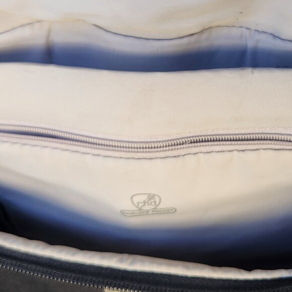 Travelon Anti-Theft - Classic Small Convertible Backpack - Picture 14 of 15